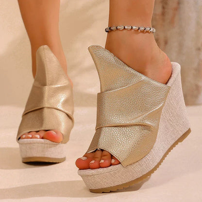 Valeria Platform Sandal